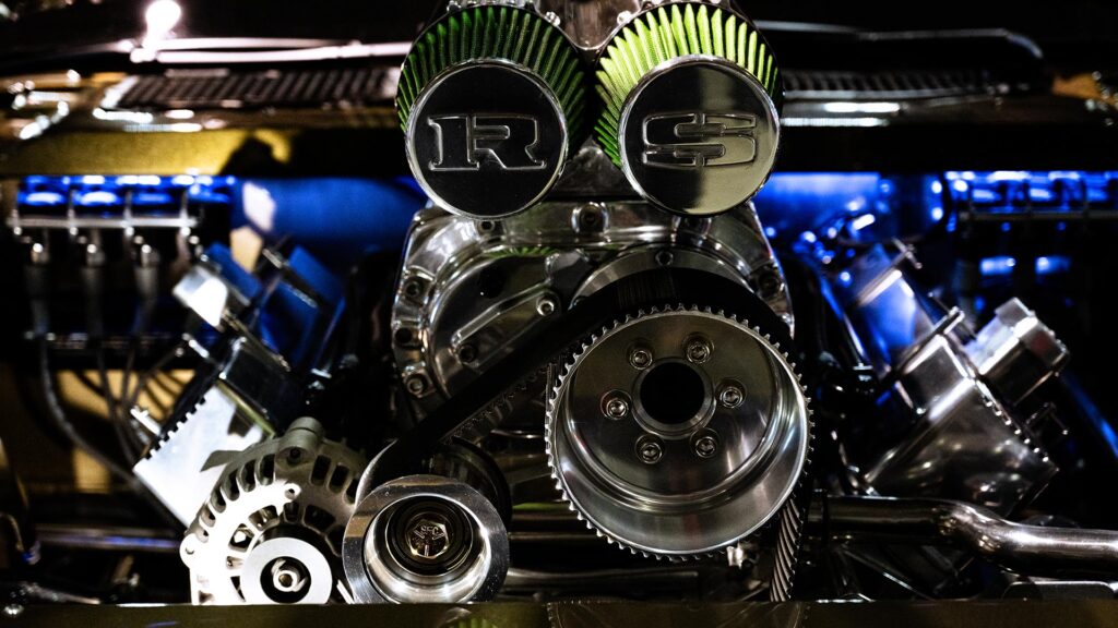 Spesialbygd-motor-på-Oslo-Motor-Show