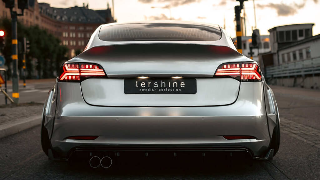 Bakpartiet-til-spesialbyde-Tesla-3