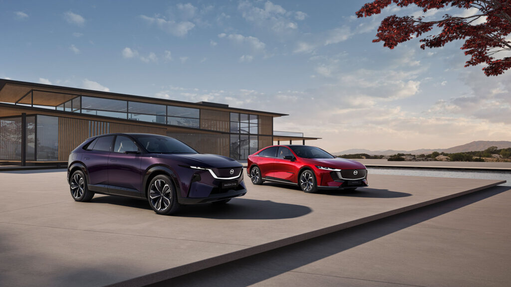 Begge-nybilmodellene-til-Mazda