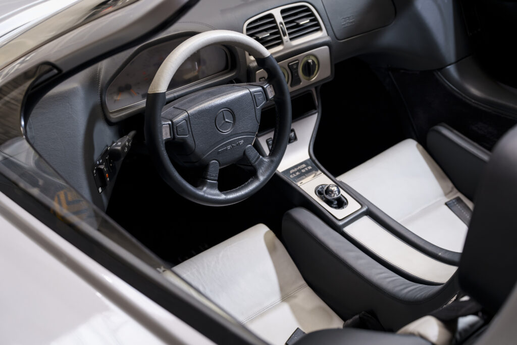 Nærbilde av kupeen til Mercedes CLK GTR Roadster 