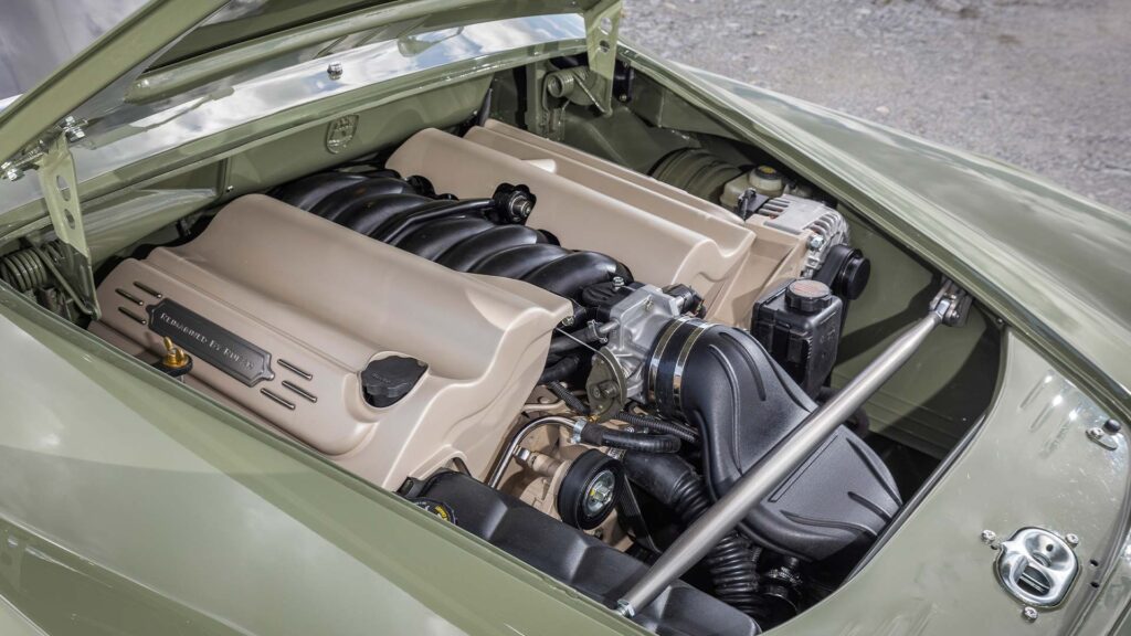 Nærbilde-av-motoren-i-Karmann-Ghia